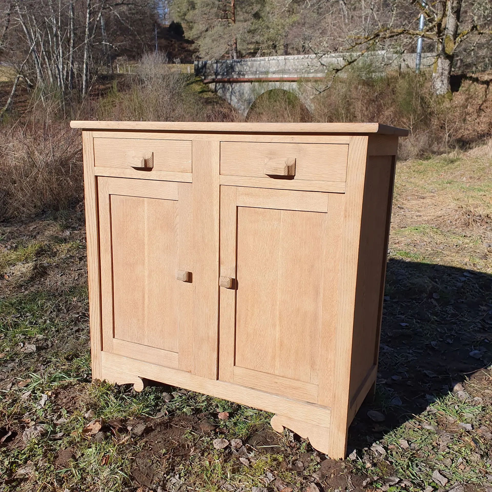 petit buffet aérogommé