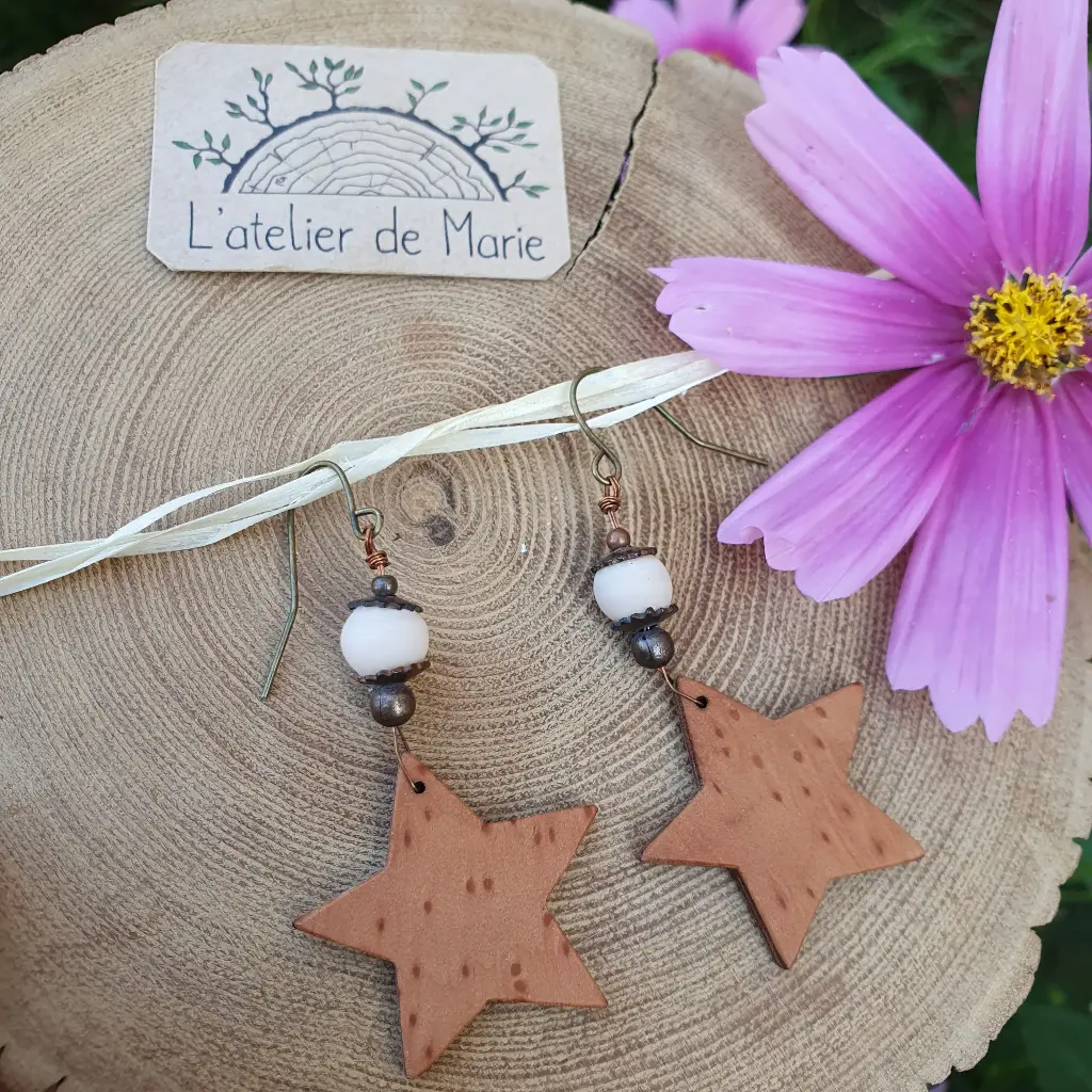Boucles d'oreilles bois - étoiles en poirier
