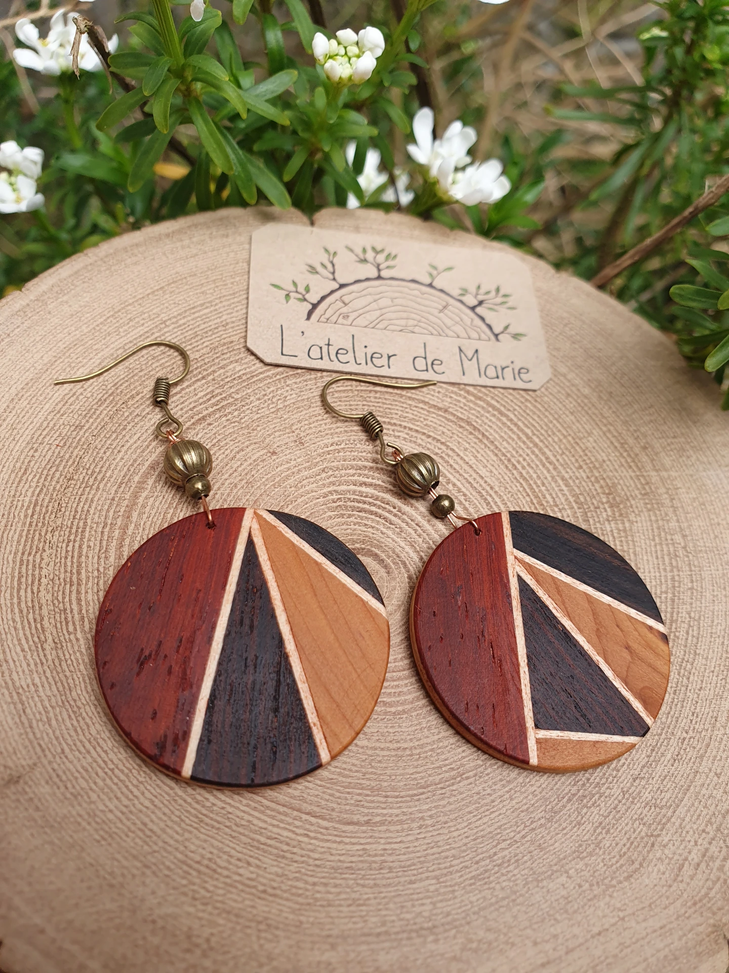 Boucles d'oreilles ronde en bois - padouk, if, pallissandre et filet en sycomore