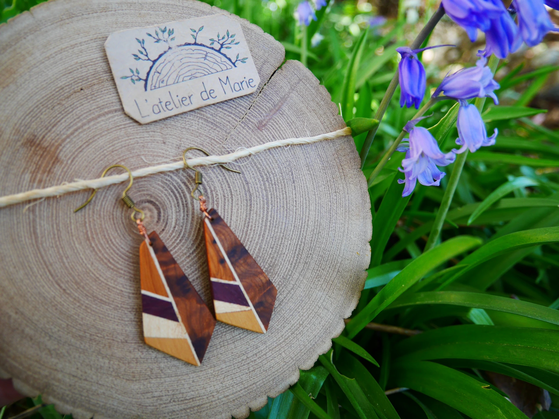 [BOM - 0110] Boucles d'oreilles ronde en bois - loupe de thuyas , sycomore, if, buis et amarante