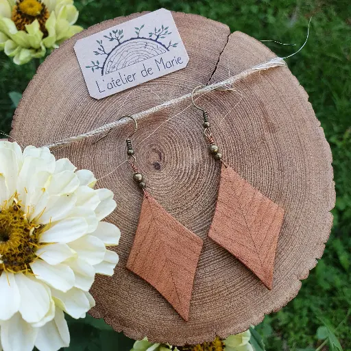 [BOS - 0006] Boucles d'oreilles en bois - grand losange en merisier