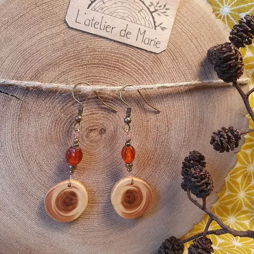 [BOB - 0020] Boucles d'oreilles en bois - if et perles en verre orangé